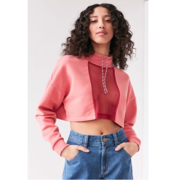 Urban Outfitters Sz Md Pink Mesh Crop Top - Picture 1 of 5